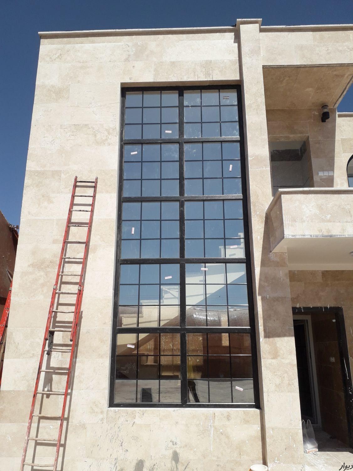 درب و پنجره دوجداره Upvc توری کشویی|پیشه و مهارت|قم|دیوار
