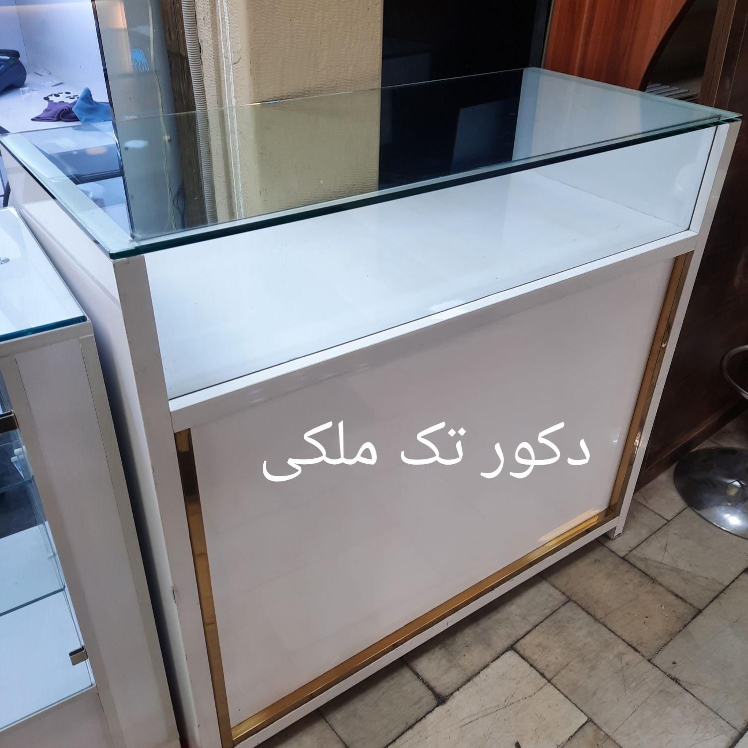 رگال جوشی پیشخوان دکور ساعت ویترین قفسه|فروشگاه و مغازه|تهران, فردوسی|دیوار