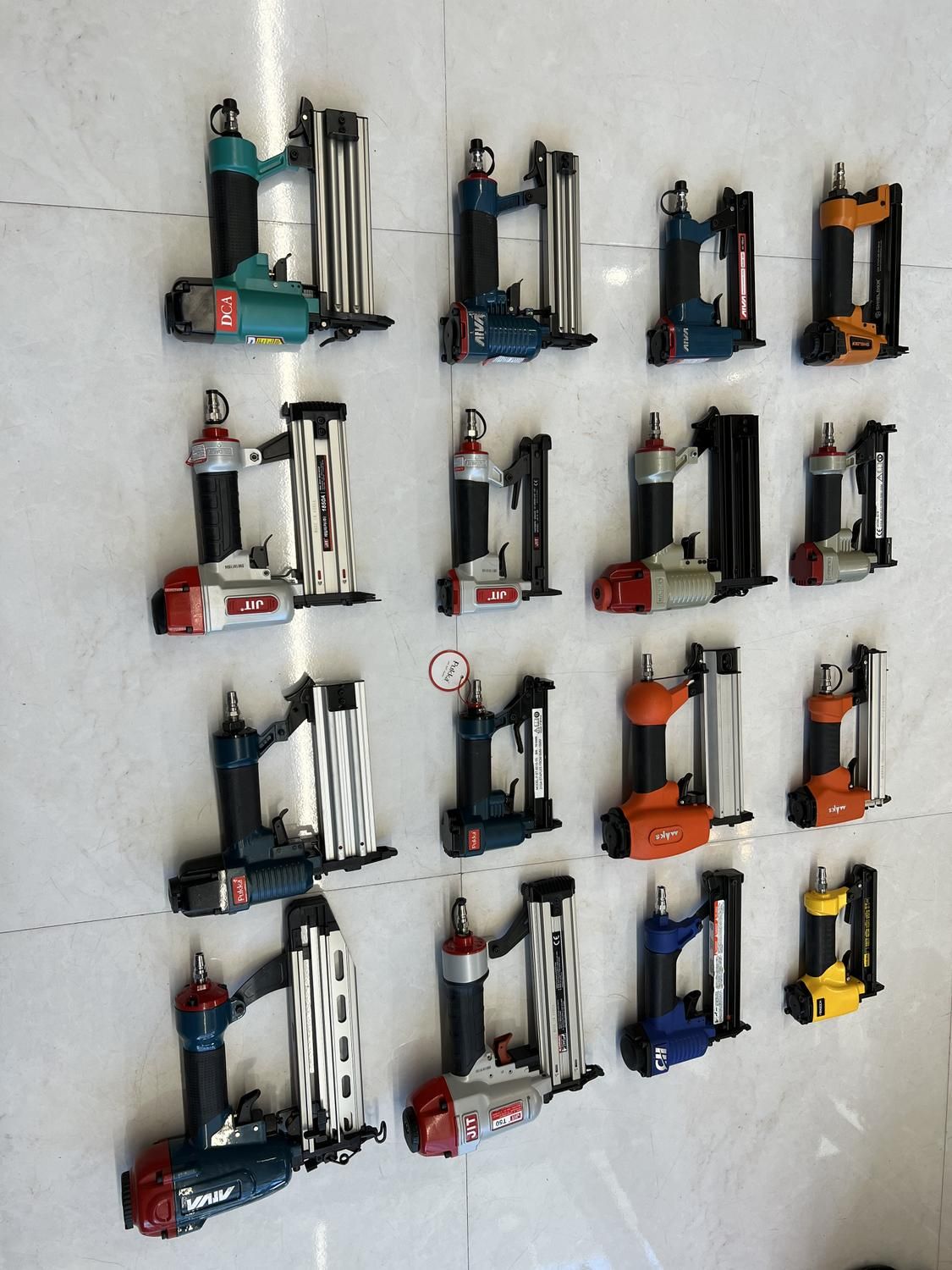 میخکوب منگنه کوب بادی میخ کوب|عمده‌فروشی|مشهد, هنرور|دیوار