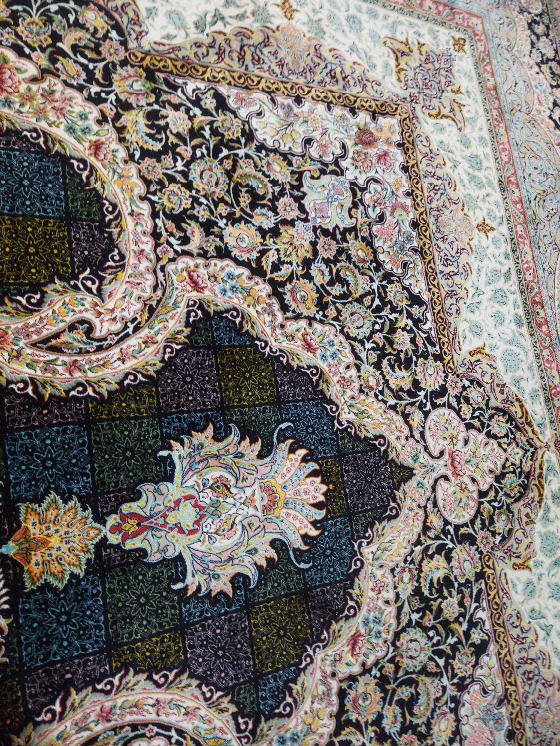 خریدار و فروش انواع فرش ماشینی سمساری|فرش|اسلام‌شهر, |دیوار