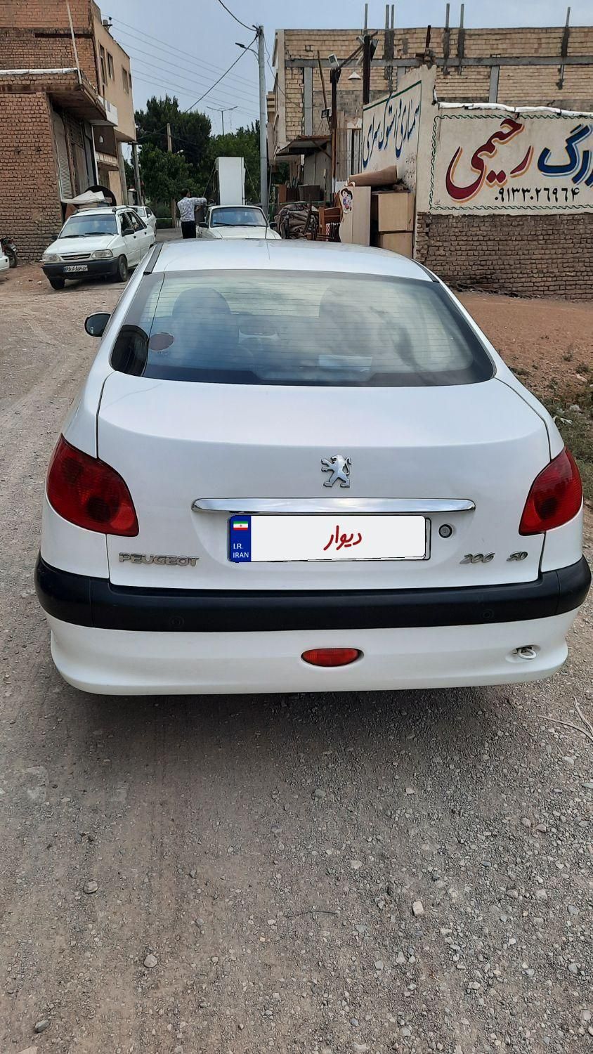 پژو 206 sd V8 مدل ۹۷ استثنائی|خودرو سواری و وانت|اصفهان, دشتستان|دیوار