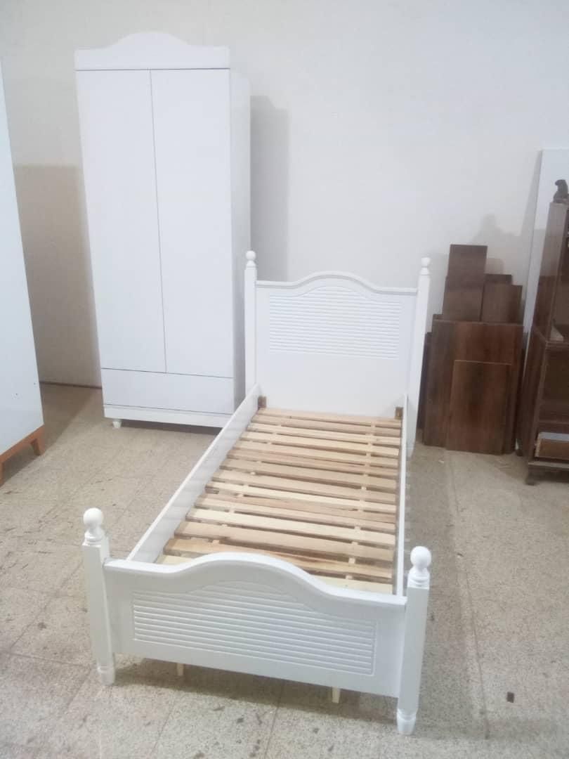 تخت خواب کمد دار کشو نفره خوشخواب یک و نیم کفی دو|تخت و سرویس خواب|مشهد, خواجه ربیع|دیوار