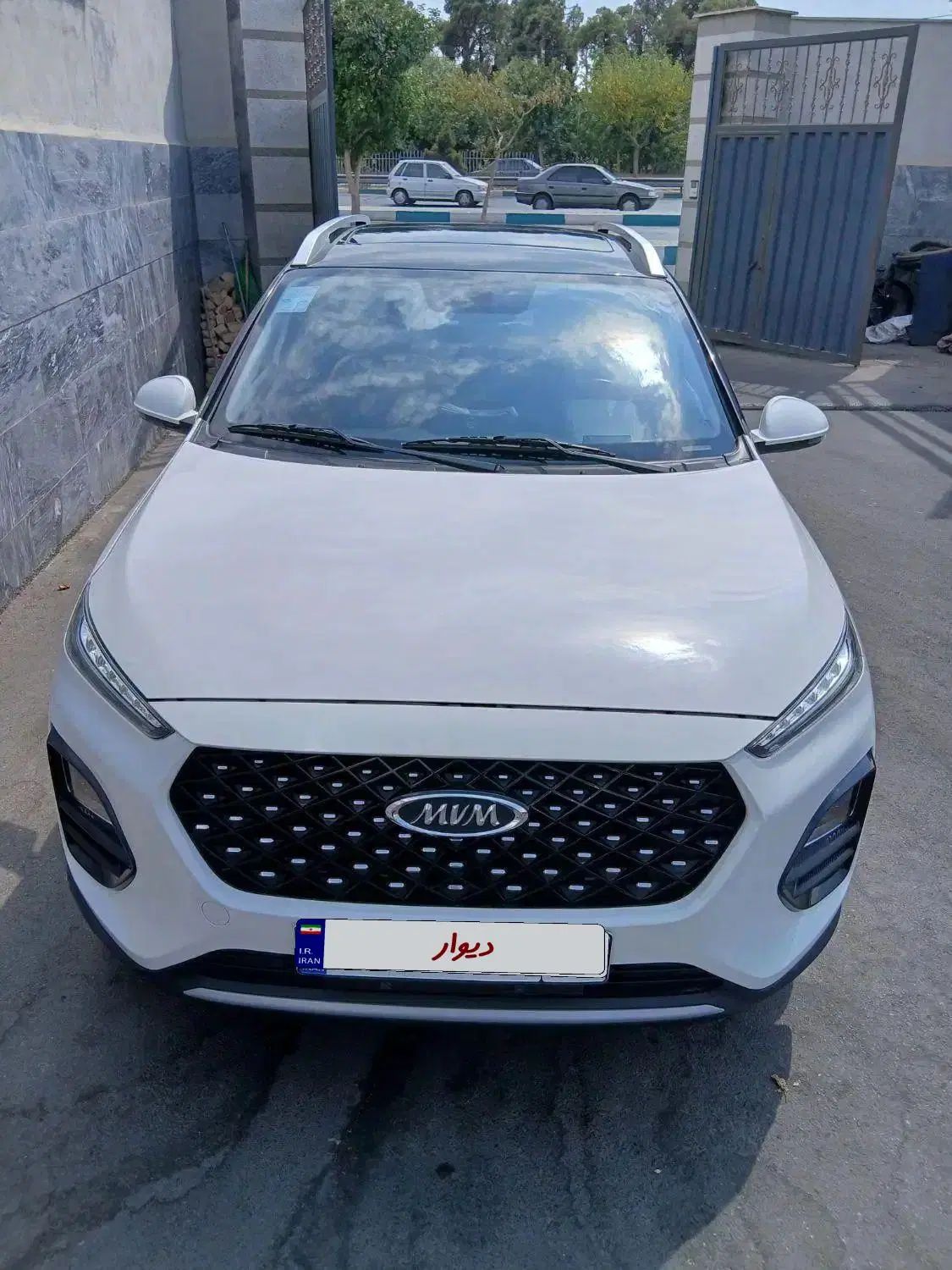 x 22 pro مدل برج ۱۰ سال ۱۴۰۱|خودرو سواری و وانت|تهران, فدک|دیوار