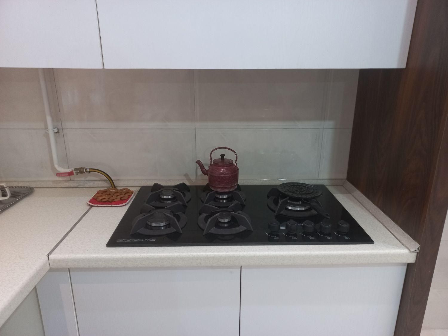 اجاره اپارتمان /روزانه/اسانسور/شهرداری|اجارهٔ کوتاه‌مدت آپارتمان و سوئیت|رشت, دباغیان|دیوار
