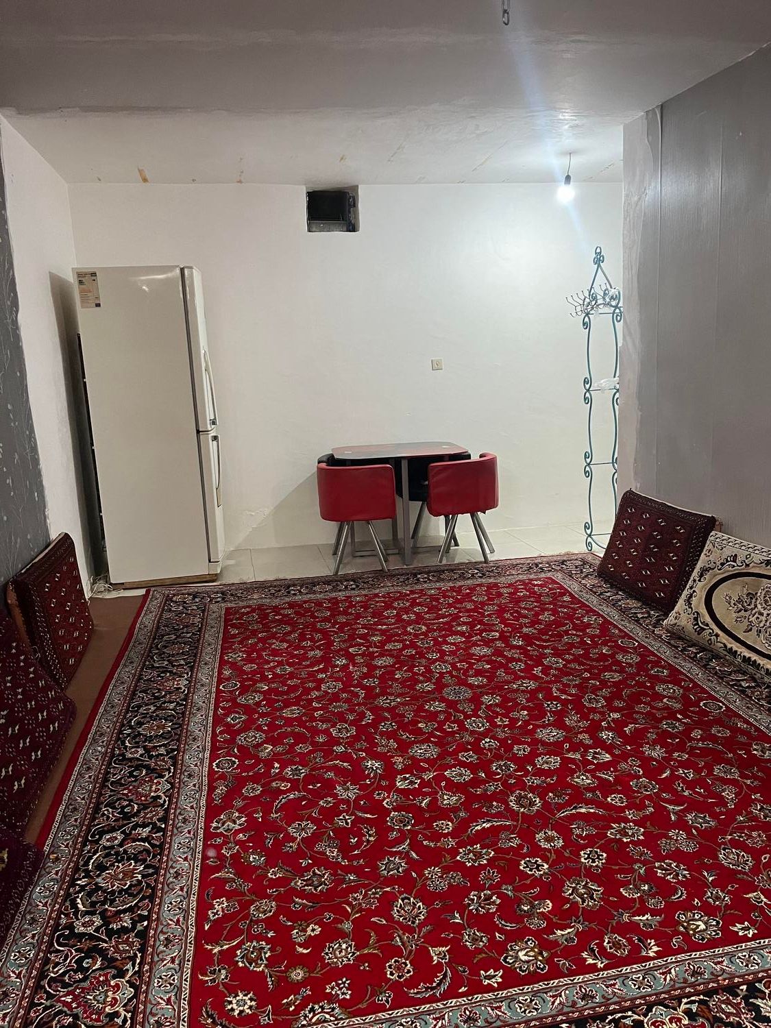 سوییت فاصله تا حرم ۶کیلومتر|اجارهٔ کوتاه‌مدت آپارتمان و سوئیت|مشهد, ارشاد|دیوار