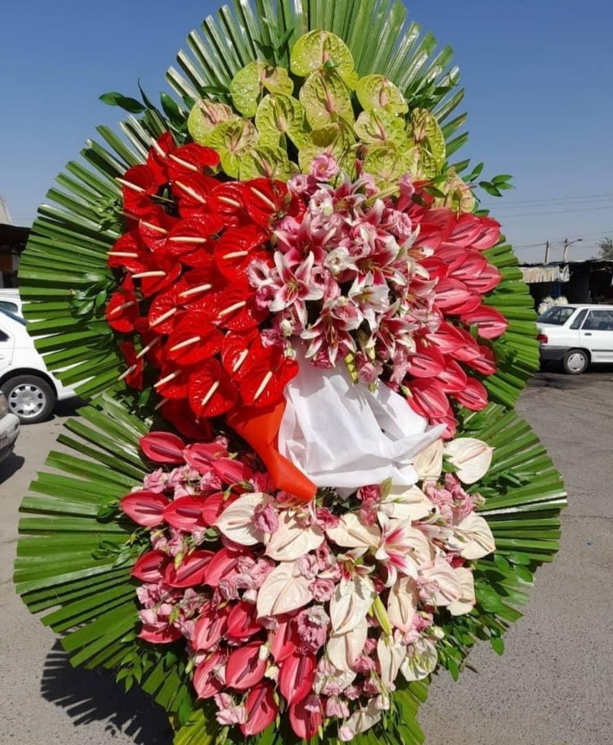 تاج گل تبریک افتتاحیه نمایشگاه عروسی جشنی|گل و گیاه طبیعی|تهران, آهنگ|دیوار