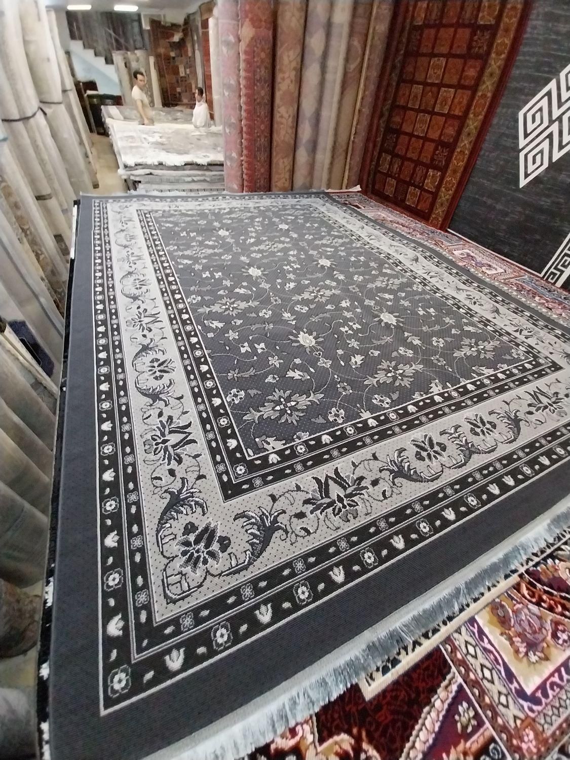 گلیم فرش ۱۲ متری تبریز ورساچه و پتینه بسکابادی|فرش|مشهد, امیر|دیوار