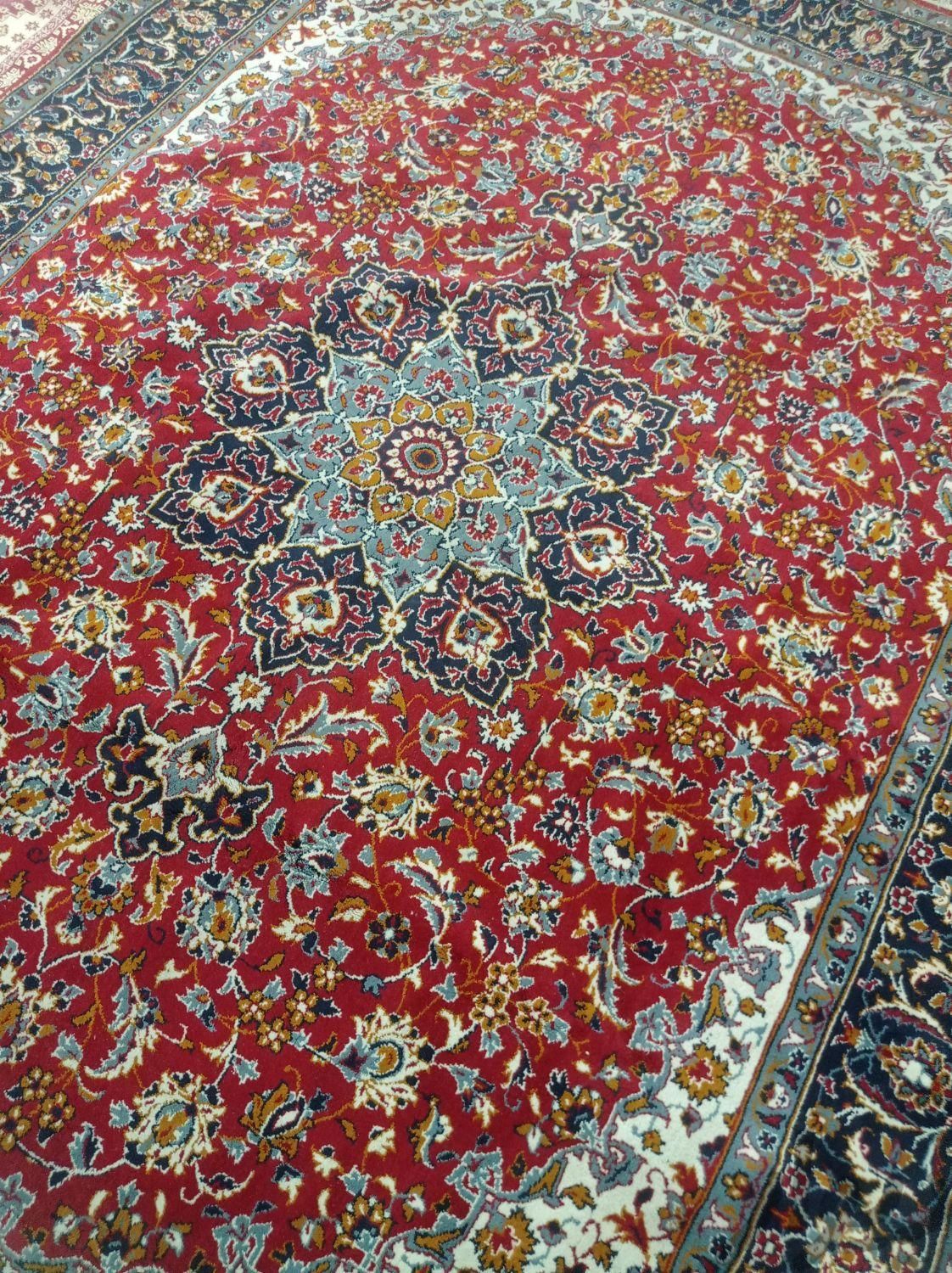 یک عدد فرش ماشینی۱۲ و ۶ متری|فرش|تهران, نازی‌آباد|دیوار