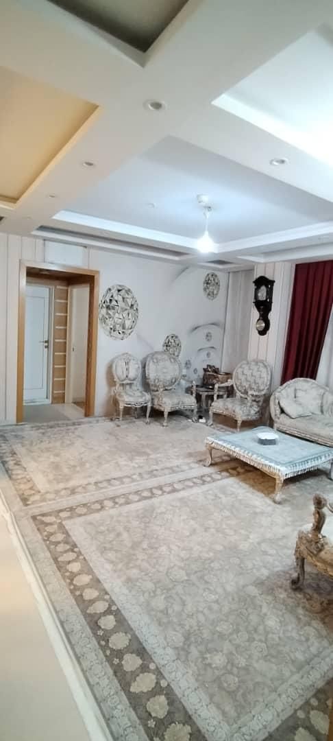 محله ب5/مالک نشین/نورگیر/سکونت و سرمایه گذاری /|فروش آپارتمان|فولادشهر, B5|دیوار
