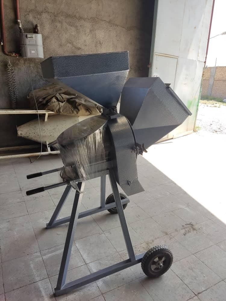 آسیاب علوفه کوب همه کاره داسنو|خدمات باغبانی و درختکاری|نیریز, |دیوار