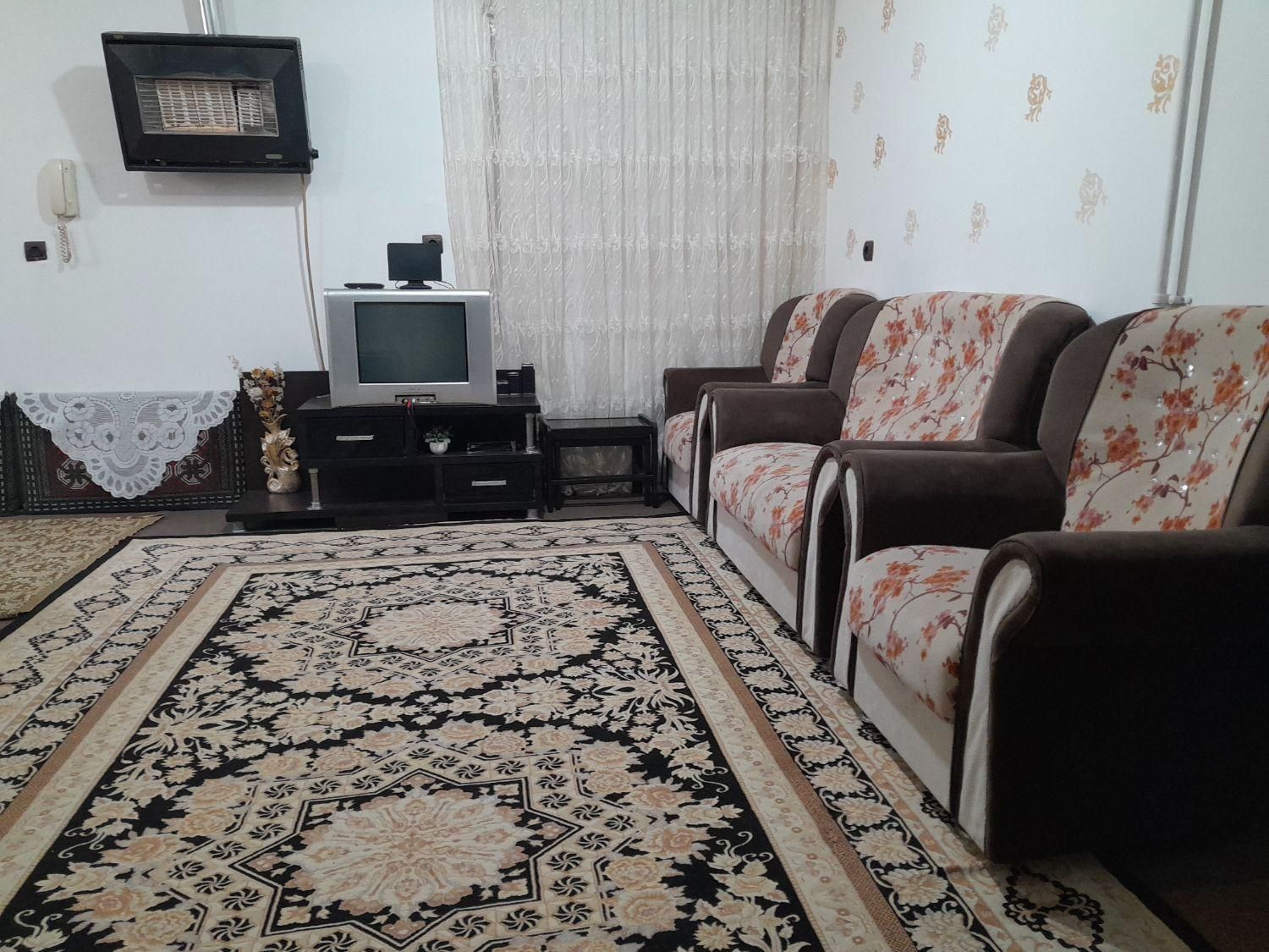 اجاره روزانه به مسافر سوئیت ۷۰ متری یک خوابه|اجارهٔ کوتاه‌مدت آپارتمان و سوئیت|آمل, |دیوار