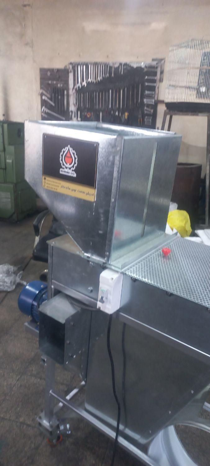 دستگاه پوست کن بادام( سفید کن)|فروشگاه و مغازه|تهران, شهرک استقلال|دیوار