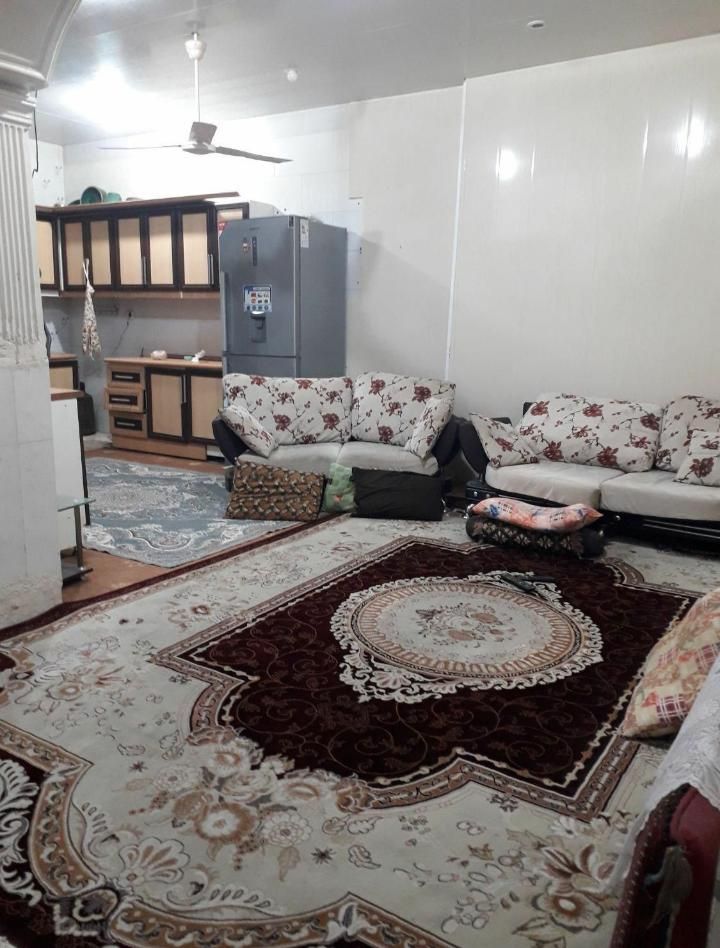 منزل دربست مستقل نزدیک به بازار همراه با پارکینگ|اجارهٔ کوتاه‌مدت آپارتمان و سوئیت|بندر گناوه, |دیوار