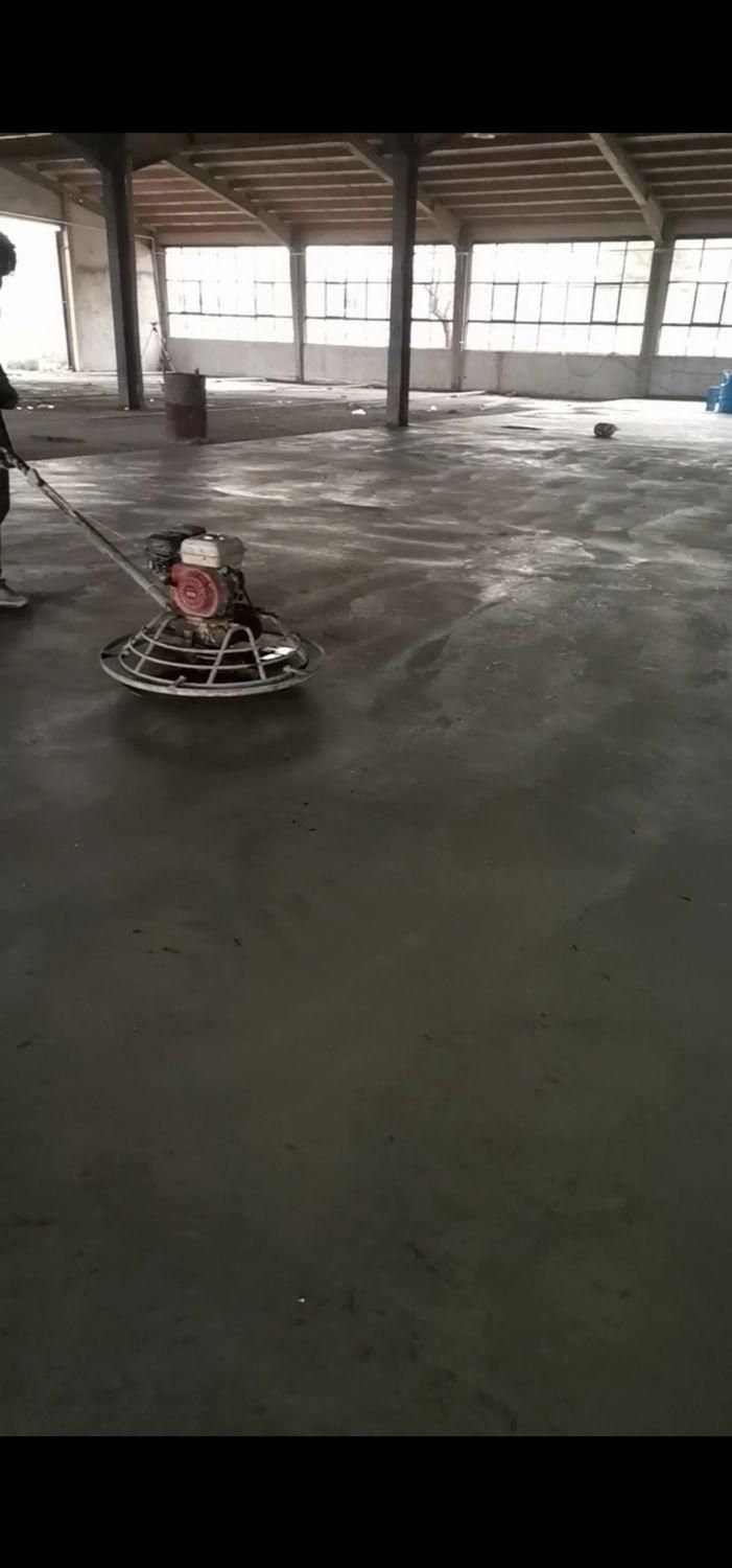 بتن ریزی با خلاطه دیزلی و ماله پروانه ای|خدمات پیشه و مهارت|پاکدشت, |دیوار