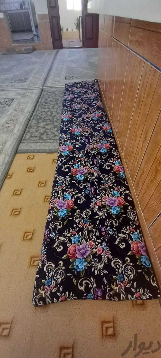 کنار فرشی نونو|فرش|فیروزآباد, |دیوار