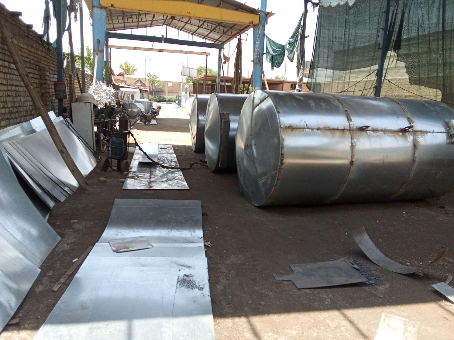 تانک ۴هزار مخزن ۵هزار لیتری گالوانیزه|مصالح و تجهیزات ساختمان|اصفهان, احمدآباد|دیوار