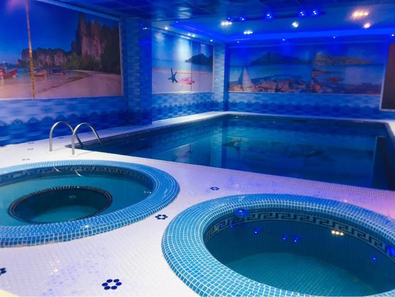 اجاره روزانه ویلا استخر دار|اجارهٔ کوتاه‌مدت ویلا و باغ|رودهن, |دیوار