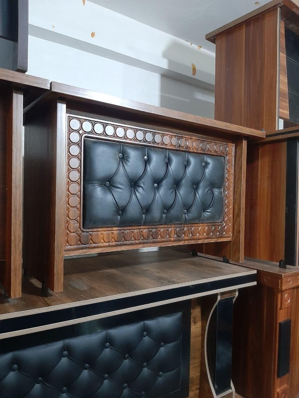 میز اداری بی واسطه با صندلی و مبلمان|دفتر کار|تهران, شهرک ولیعصر جنوبی|دیوار