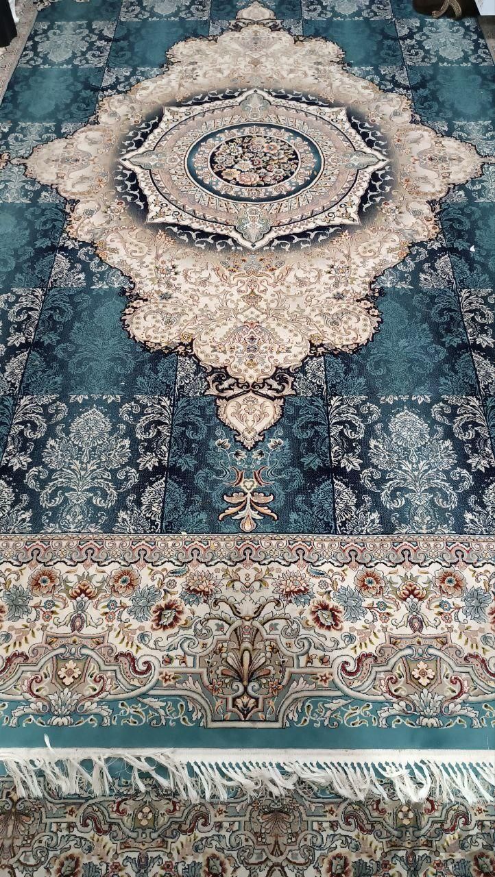 فرش بسته بندی کاملا نو مناسب جهزیه عروس|فرش|مشهد, تلگرد|دیوار
