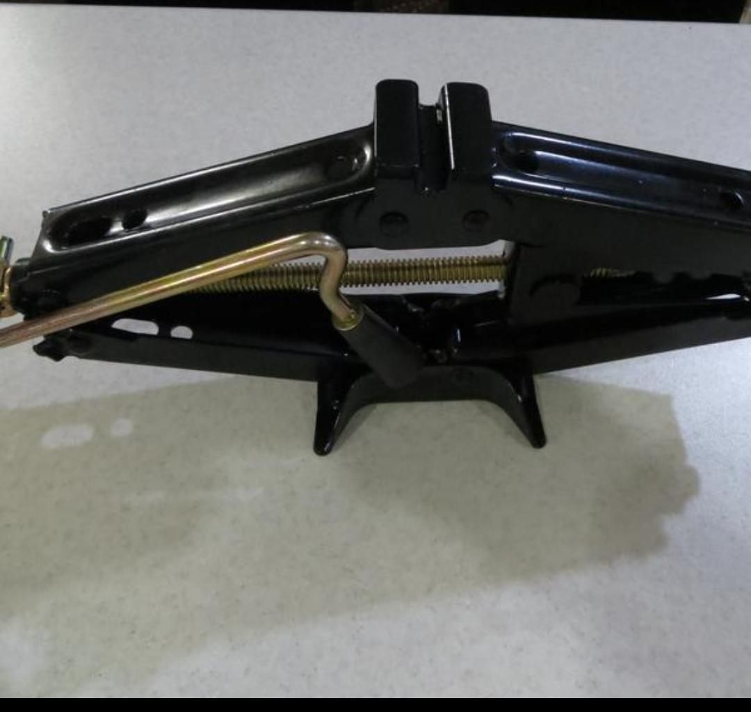 جک‌های باکیفیت خودروهای سواری|قطعات یدکی و لوازم جانبی|اصفهان, خانه اصفهان|دیوار