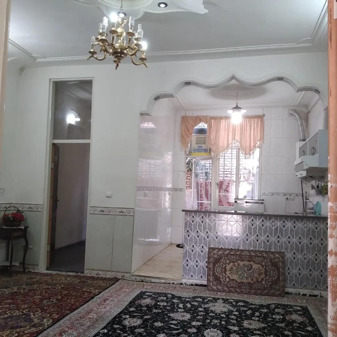 سوئیت مستقل ویلایی پارکینگش(مغازه )|اجارهٔ کوتاهمدت آپارتمان و سوئیت|کرمانشاه, |دیوار