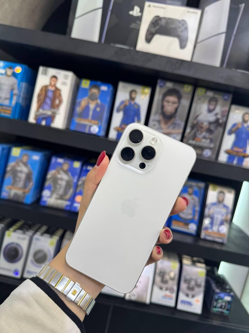 اپل iPhone 15 Pro Max با حافظهٔ ۲۵۶ گیگابایت|موبایل|اصفهان, باغ نگاره|دیوار