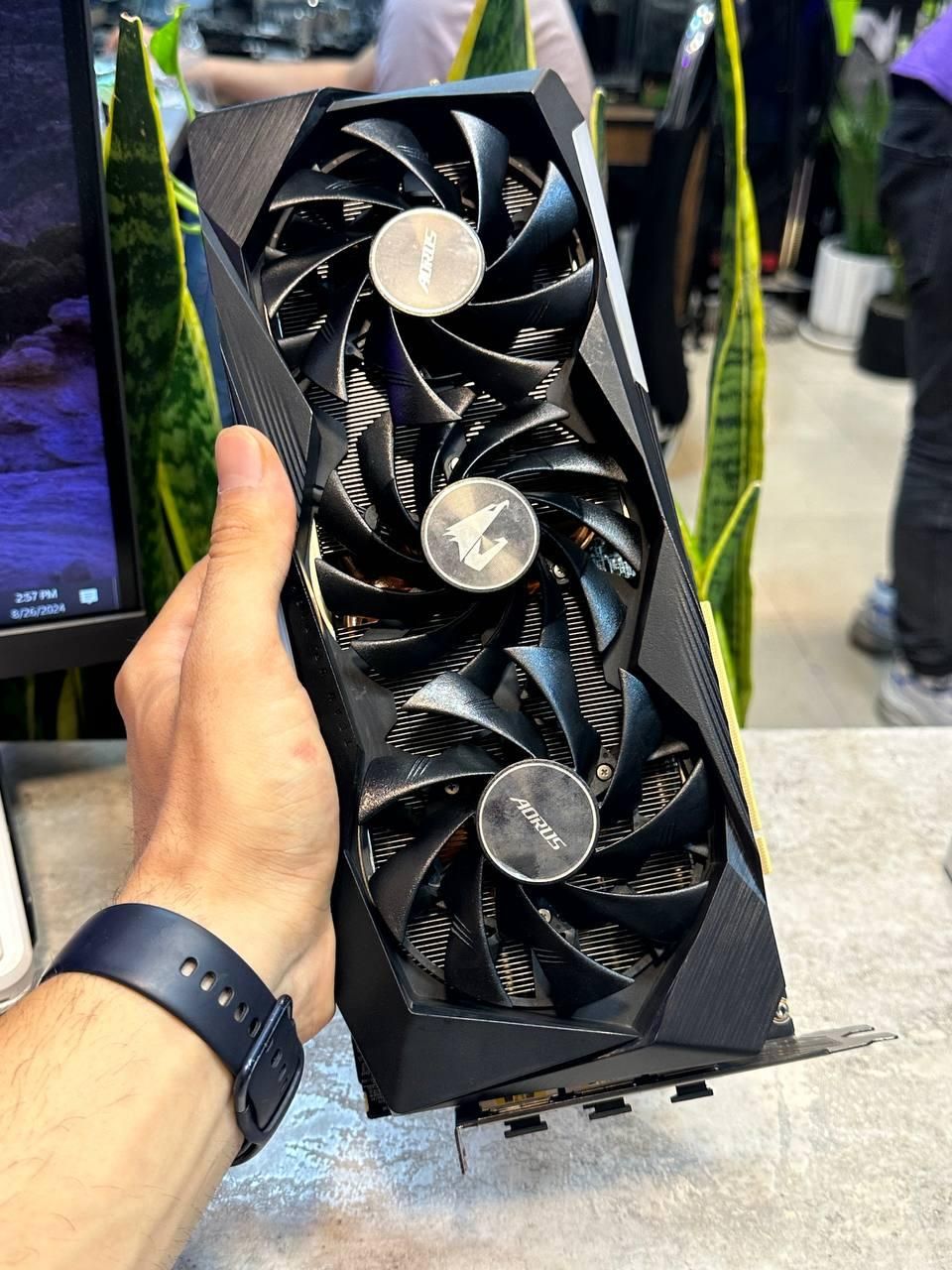 خریدار کارت گرافیک کامپیوتر  ریگ یکجا RX 580 و RTX|قطعات و لوازم جانبی رایانه|تهران, شهرک غرب|دیوار
