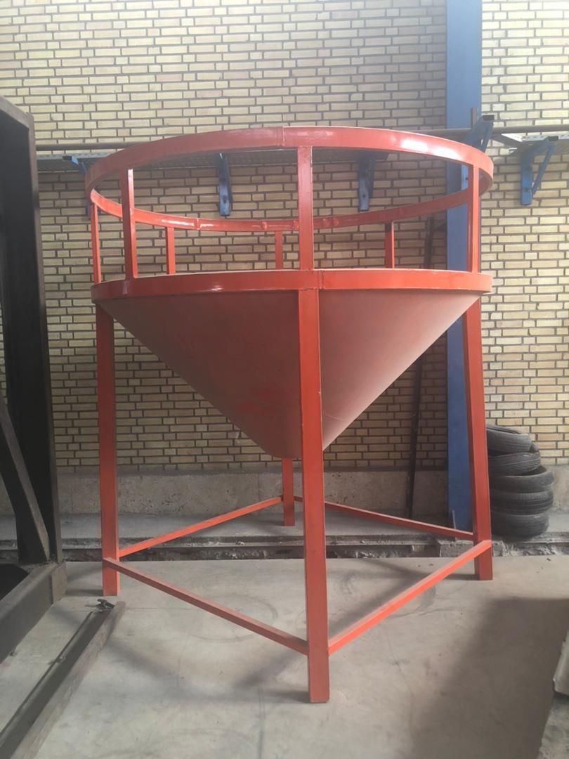 تانکر قیفی پلیمری مناسب میکسر|مصالح و تجهیزات ساختمان|رشت, نخودچر|دیوار