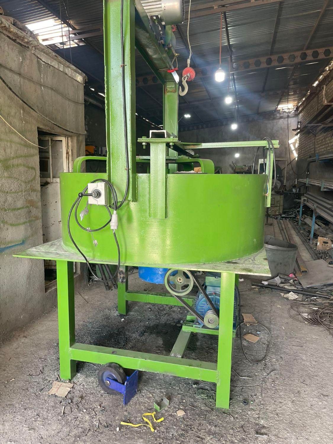 ناری ساز همزن بتن خلاطه میکسر بتونیر|ماشین‌آلات صنعتی|مشهد, خین عرب|دیوار