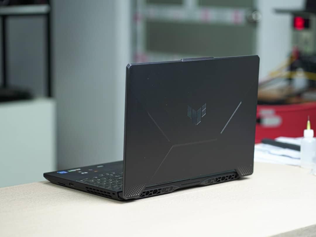 لپتاپ گیمینگ ایسوس/i7/SSD 512/گرافیک 4/Ram 16|رایانه همراه|تهران, بلورسازی|دیوار
