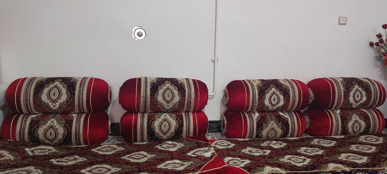 رو بالشی و کنار فرش با بهترین نوع جنس پارچه ترک|فرش|یاسوج, |دیوار