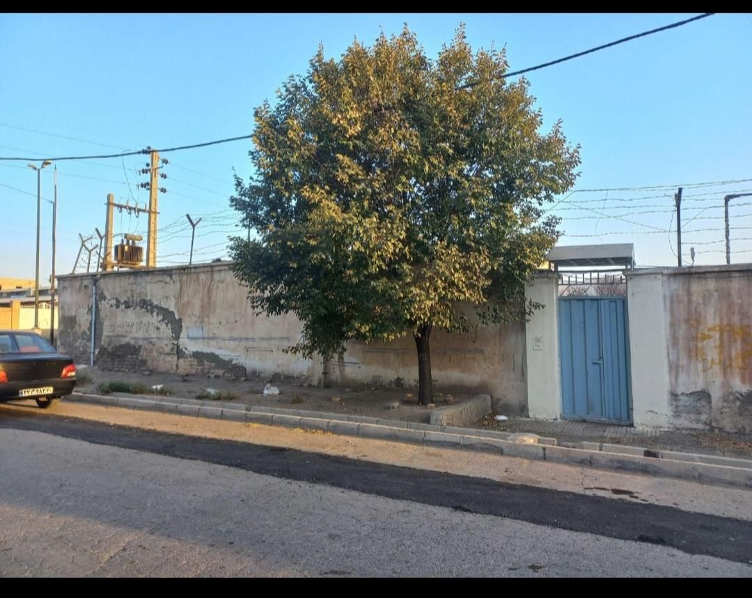 اجاره محوطه ۱۰۰۰متری دیوارکشی شده پشت دادگستری|اجارهٔ دفتر صنعتی، کشاورزی، تجاری|اشتهارد, |دیوار