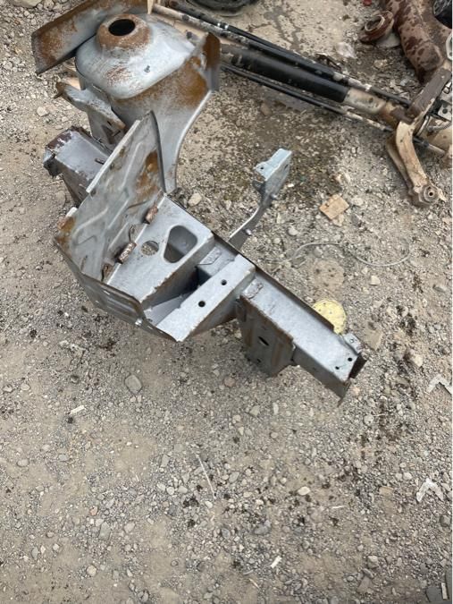 شاسی جلو گلگیر عقب ساندروالنود|قطعات یدکی و لوازم جانبی|تهران, شهرک رضویه|دیوار