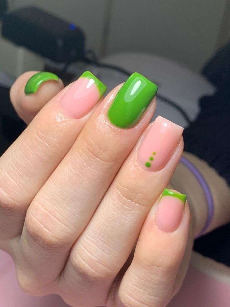 تخفیف کاشت و ترمیم ناخن|خدمات آرایشگری و زیبایی|بندر انزلی, جهانگانی|دیوار