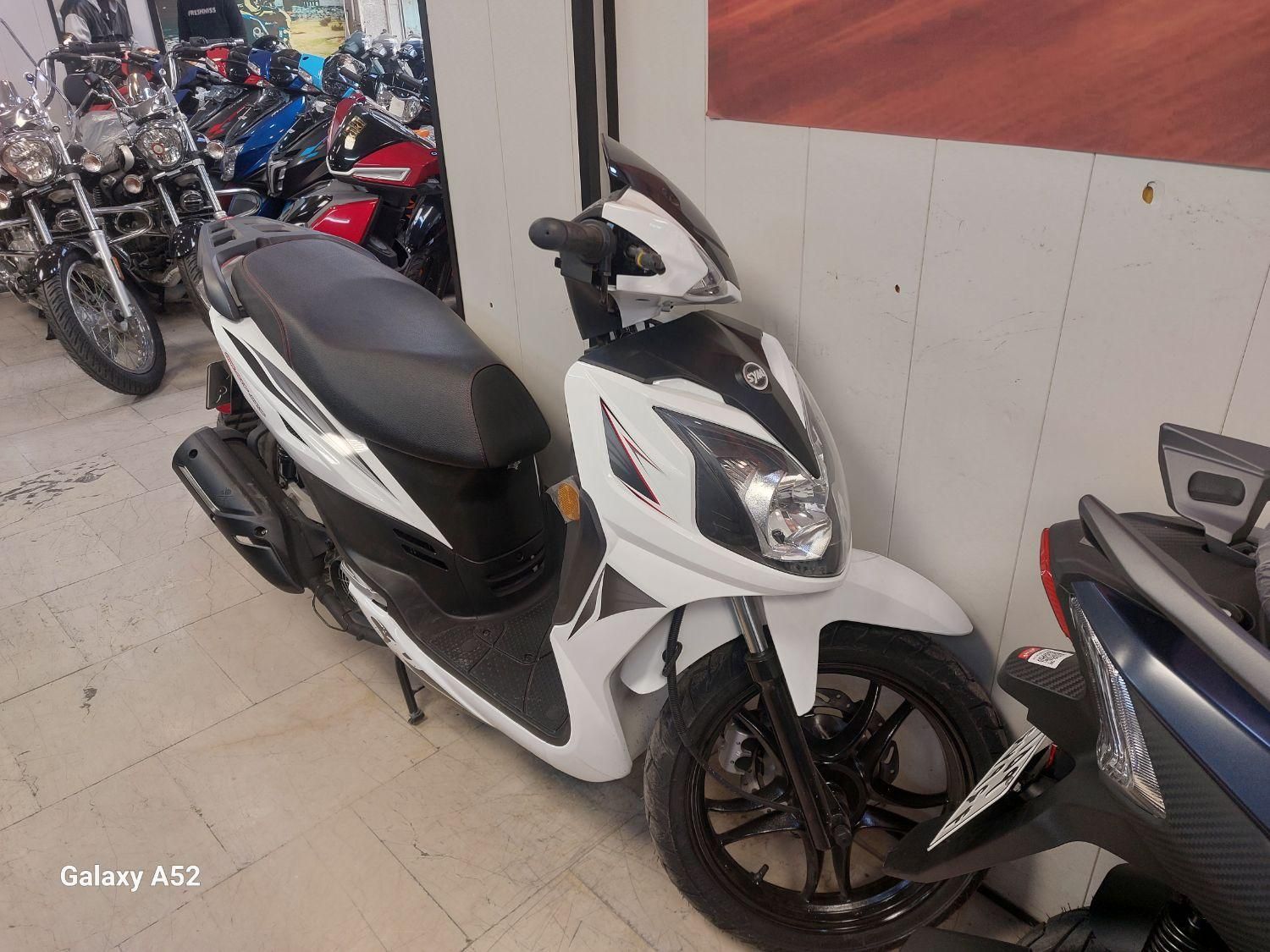 گلکسی SR 200  SYM|موتورسیکلت|تهران, جنت‌آباد مرکزی|دیوار
