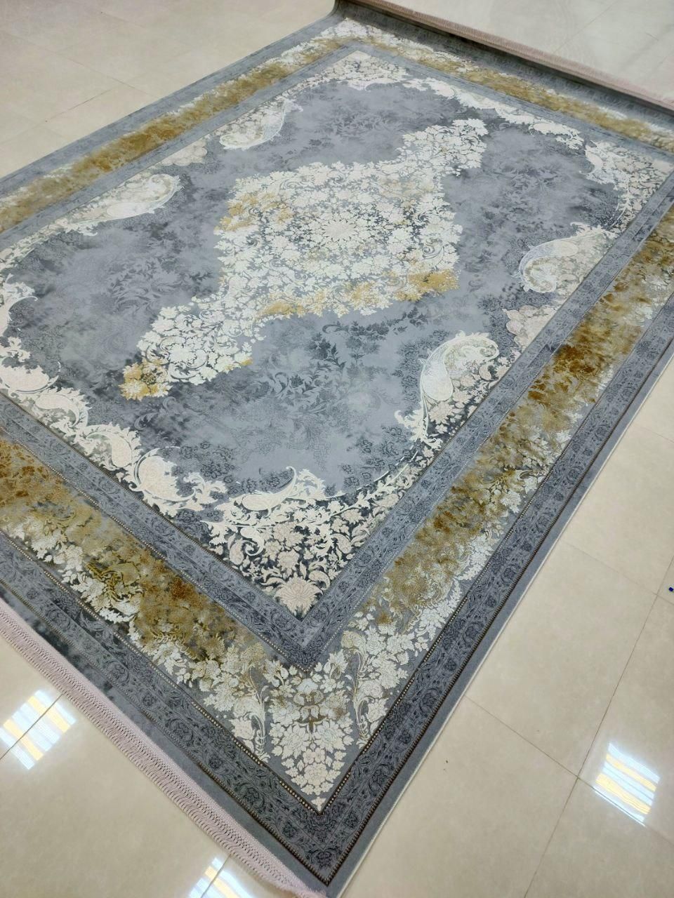 شاهکار فرش و قالی حدادی|فرش|اهواز, پادادشهر|دیوار