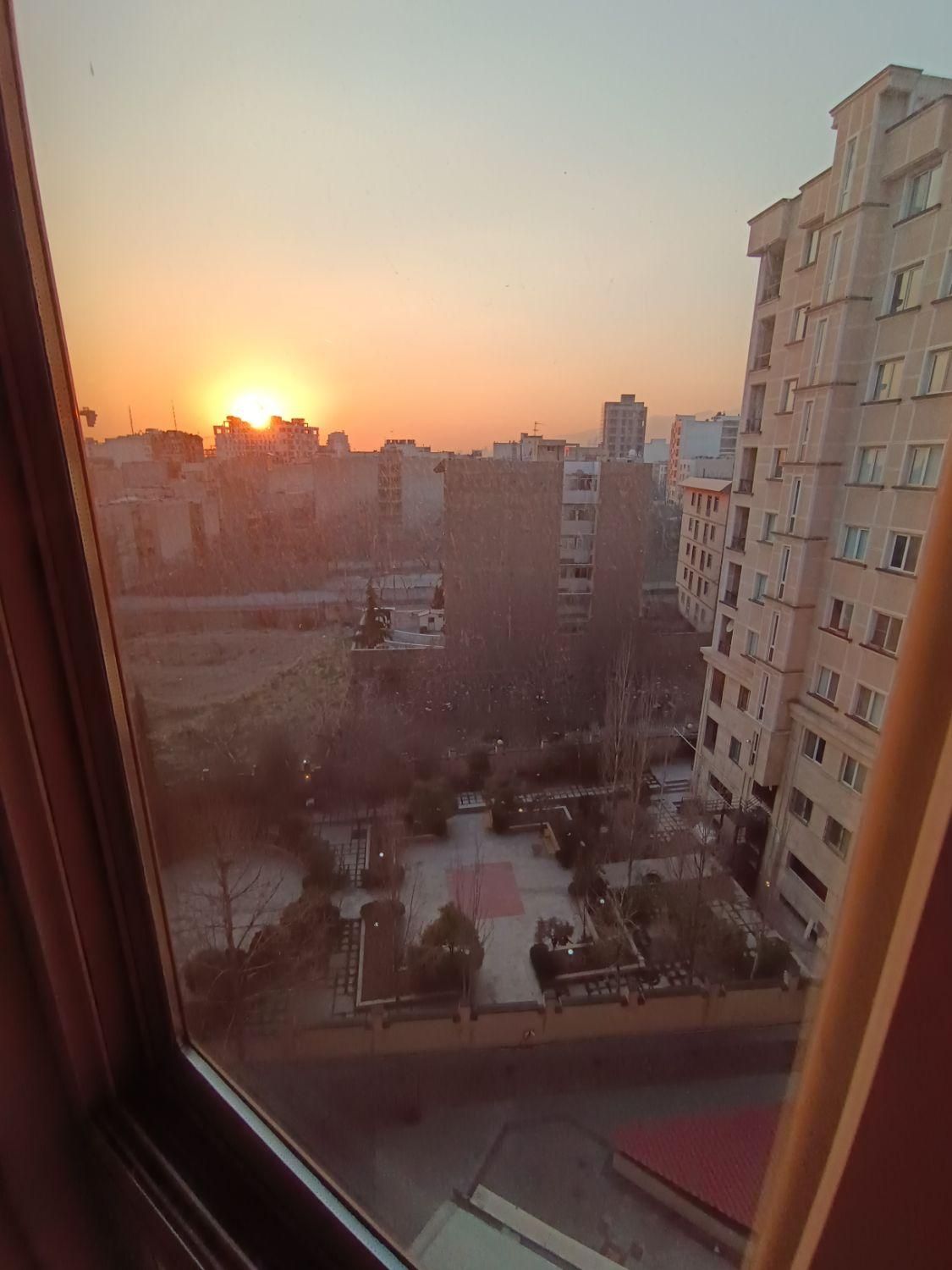 آپارتمان ۱۶۷متر، ۳خواب، استخردار، ویو ابدی، هروی|فروش آپارتمان|تهران, حسین‌آباد|دیوار