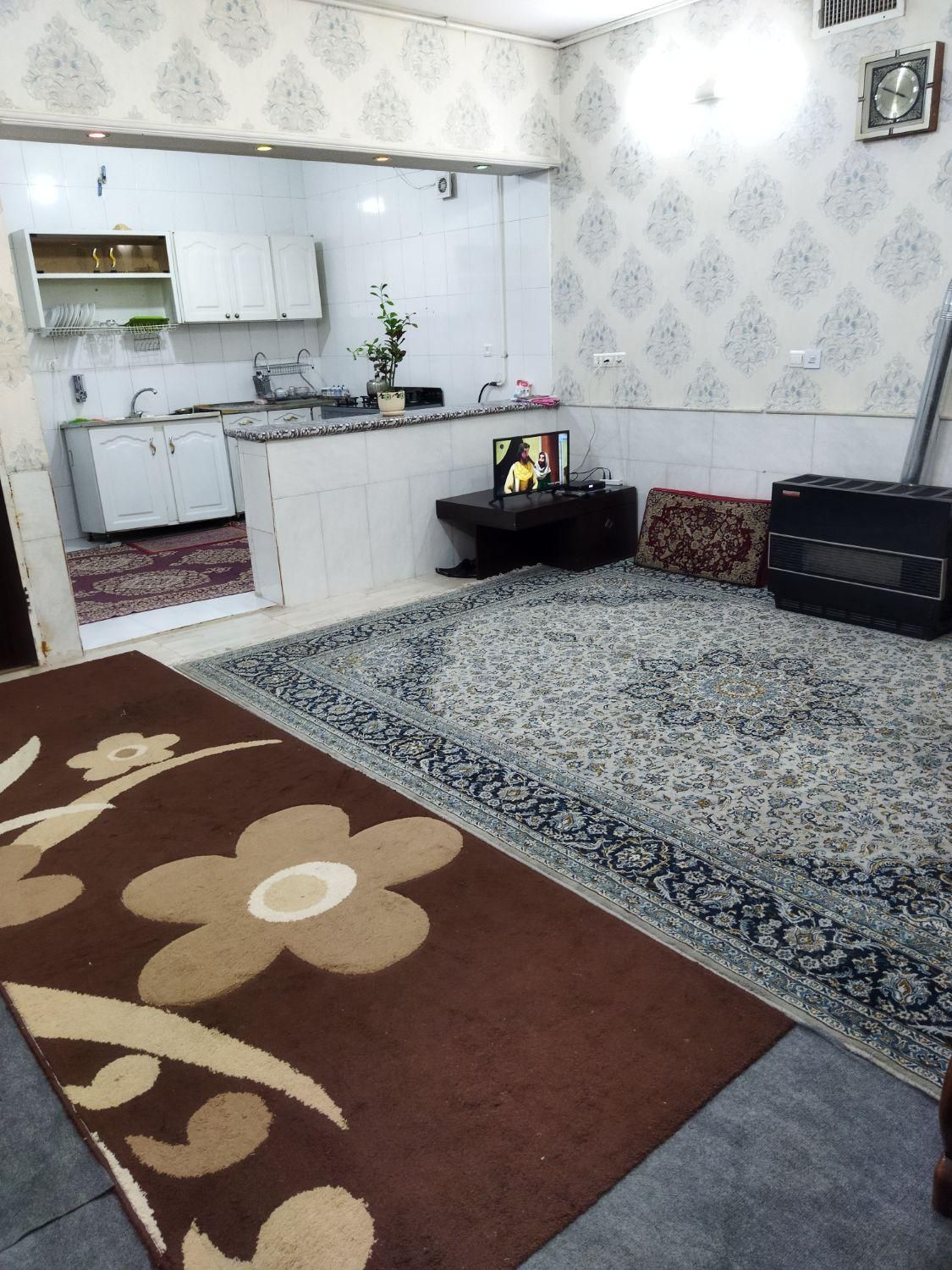 اجاره روزانه (تمیز، دربست)|اجارهٔ کوتاه‌مدت آپارتمان و سوئیت|قم, باسکول|دیوار