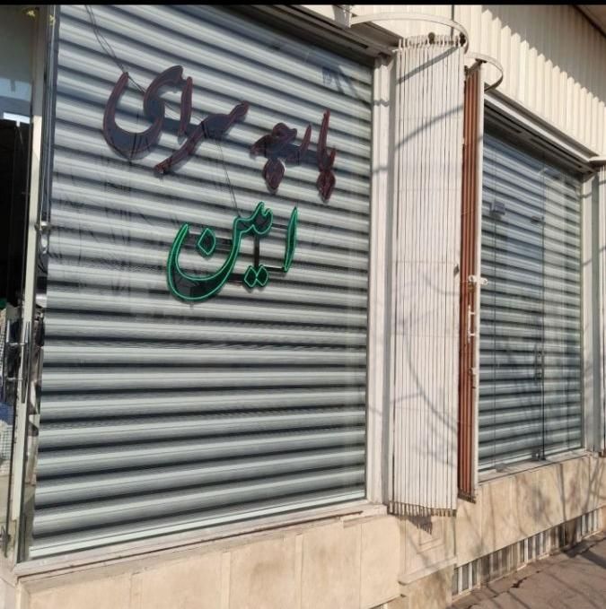 فروش پرده زبرا کارخانه مغازه‌ رستوران ۹۹۱۱|پرده، رانر، رومیزی|قم, زاویه|دیوار