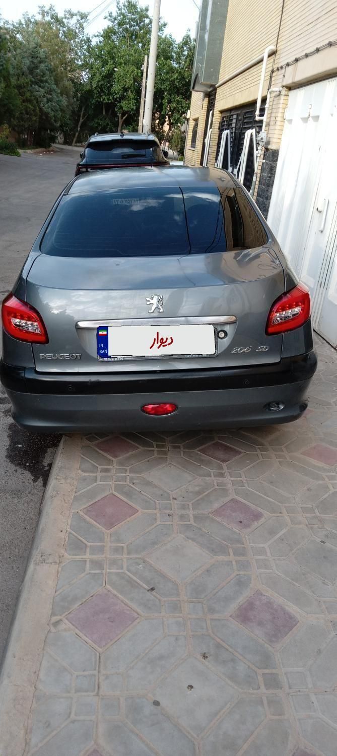 206 SD V8 خانگی|خودرو سواری و وانت|اصفهان, سپاهان‌شهر|دیوار
