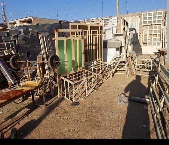 ضایعات اهن مس سیم کابل چدن تمام نقاط شیراز|عمده‌فروشی|شیراز, پانصد دستگاه ارتش|دیوار