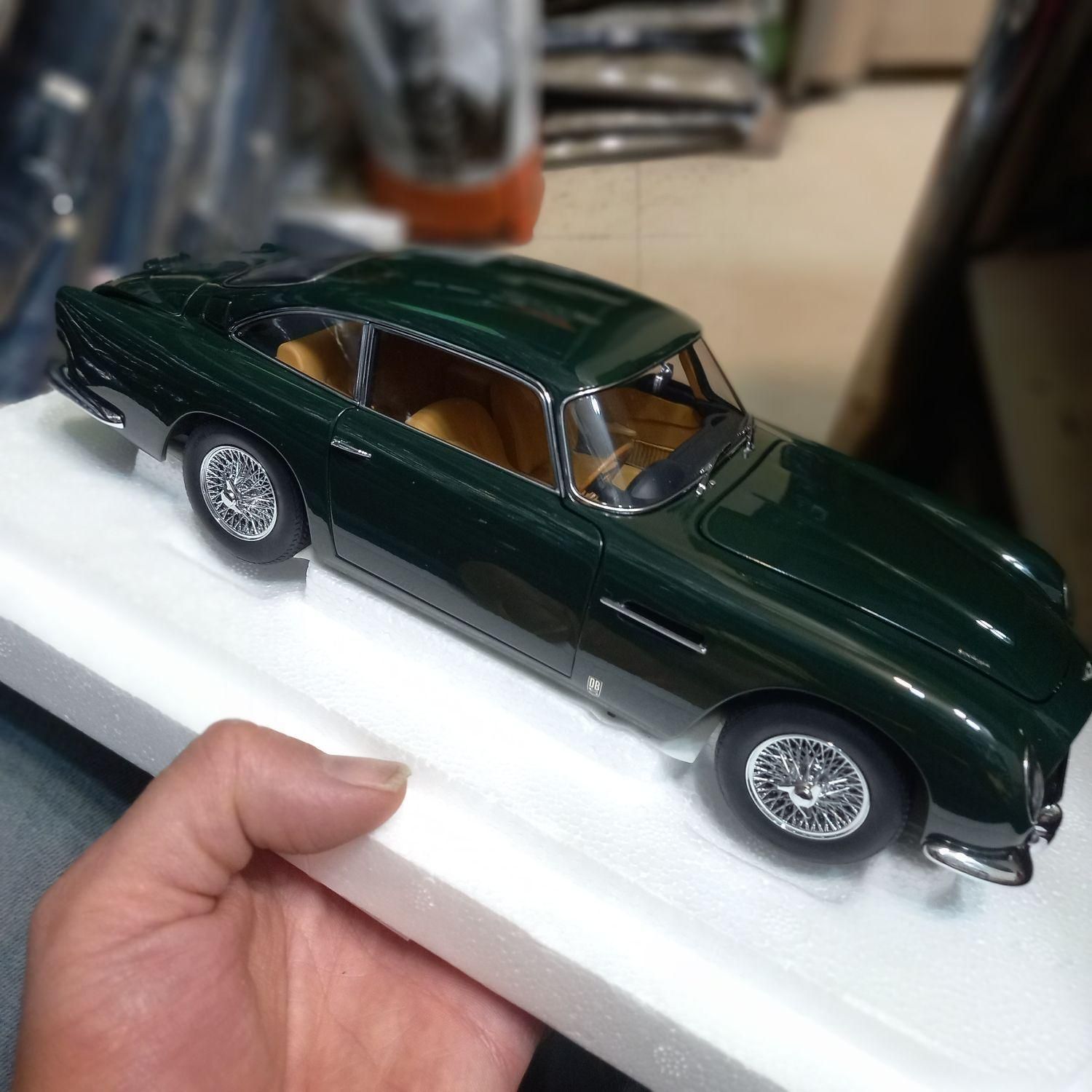 ماکت استون مارتین autoart|اسباب‌بازی بچه|تهران, فردوسی|دیوار