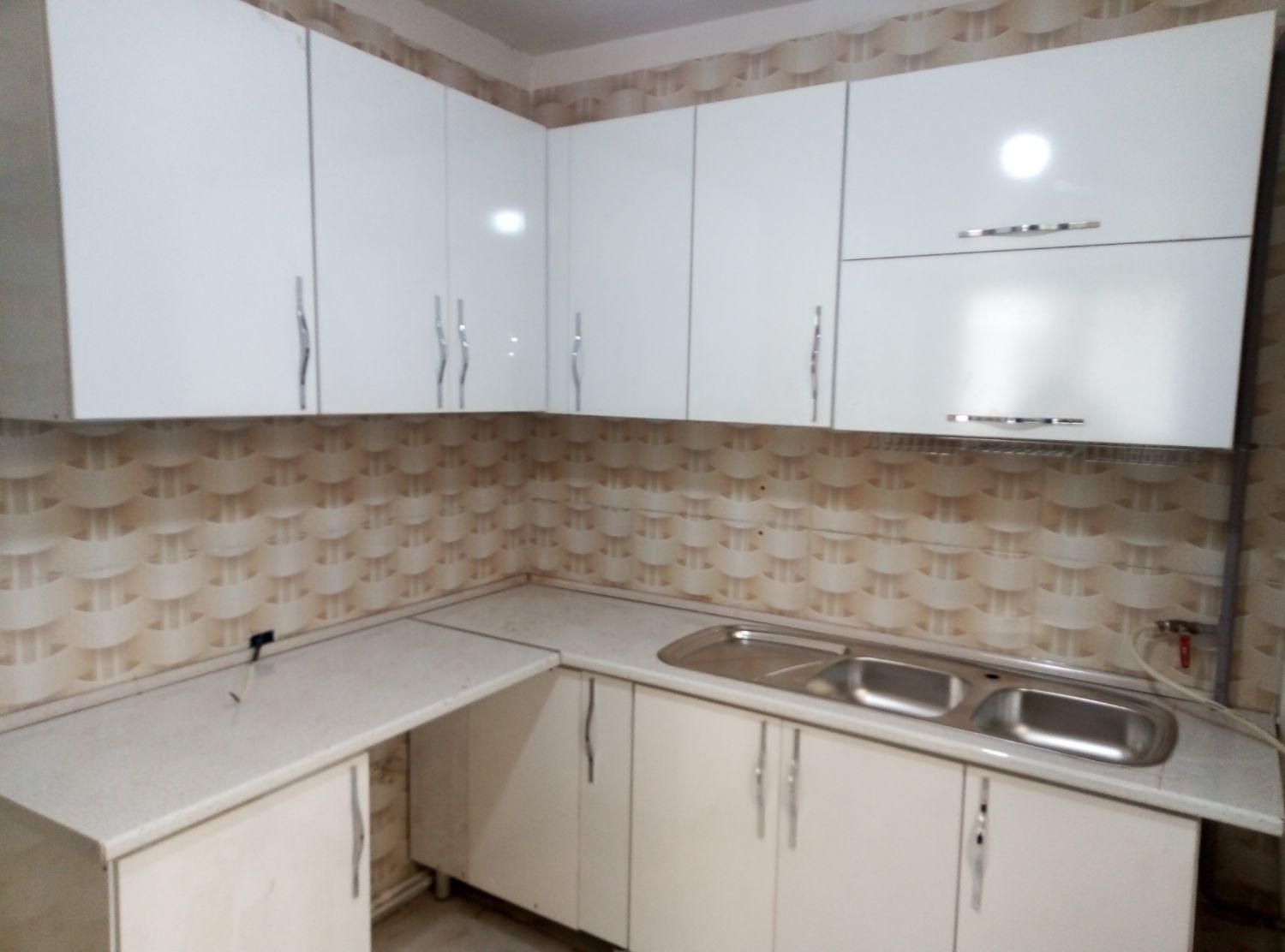 کابینت هایگلاس ۸متراصل|مصالح و تجهیزات ساختمان|سنندج, |دیوار