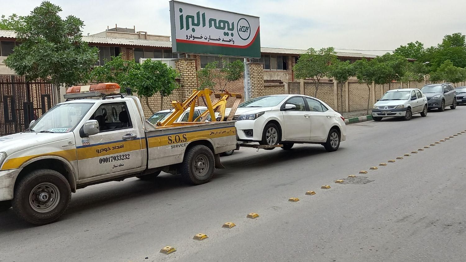 امدادخودرو‌یدک کش یدکش تعمیرات چرخ گیر پنچرگیری|خدمات حمل و نقل|مشهد, وکیل‌آباد|دیوار