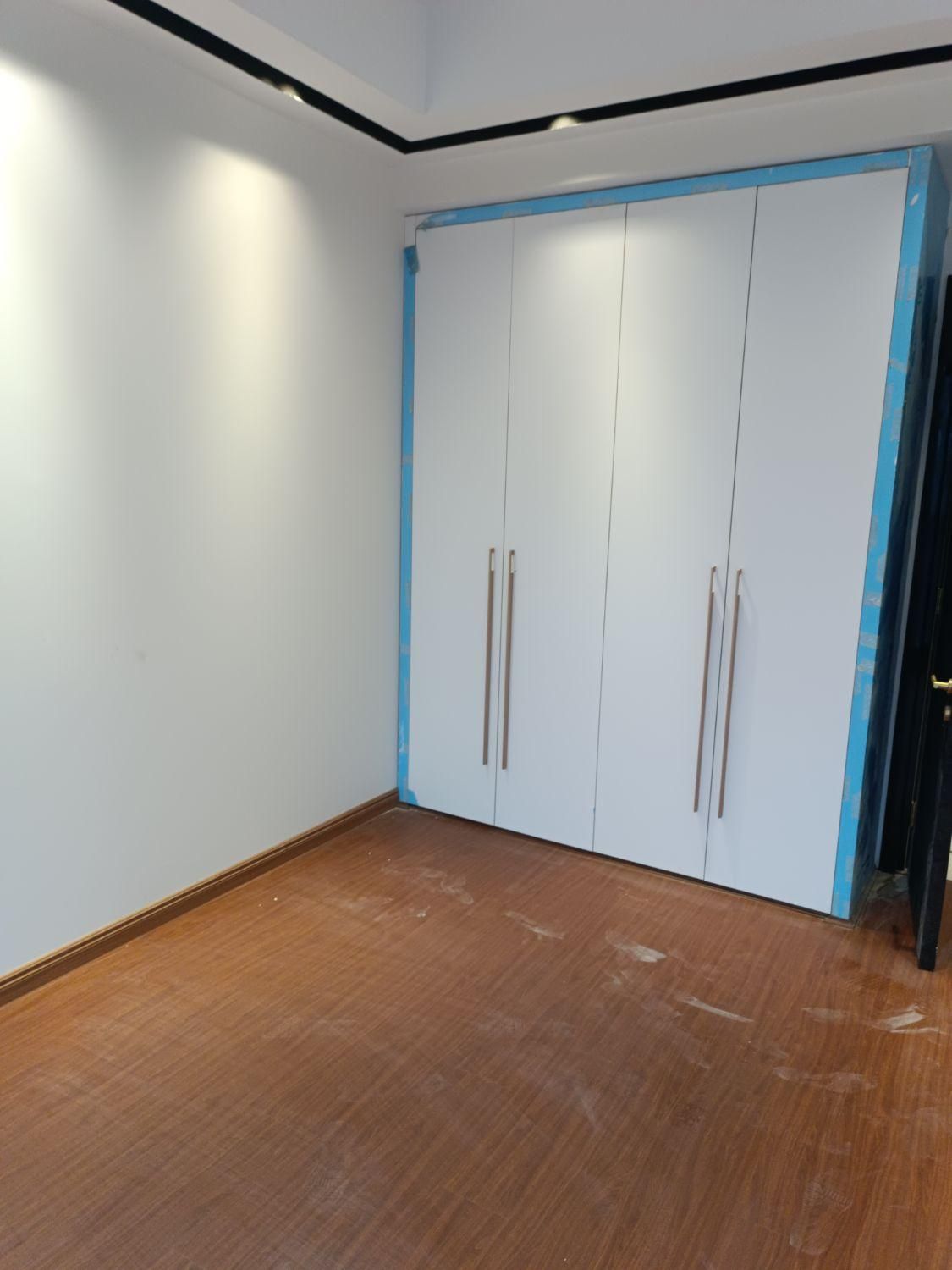 لوکس ترین برج گلزار / ۲۲۰ متر طبقه آخر نوساز