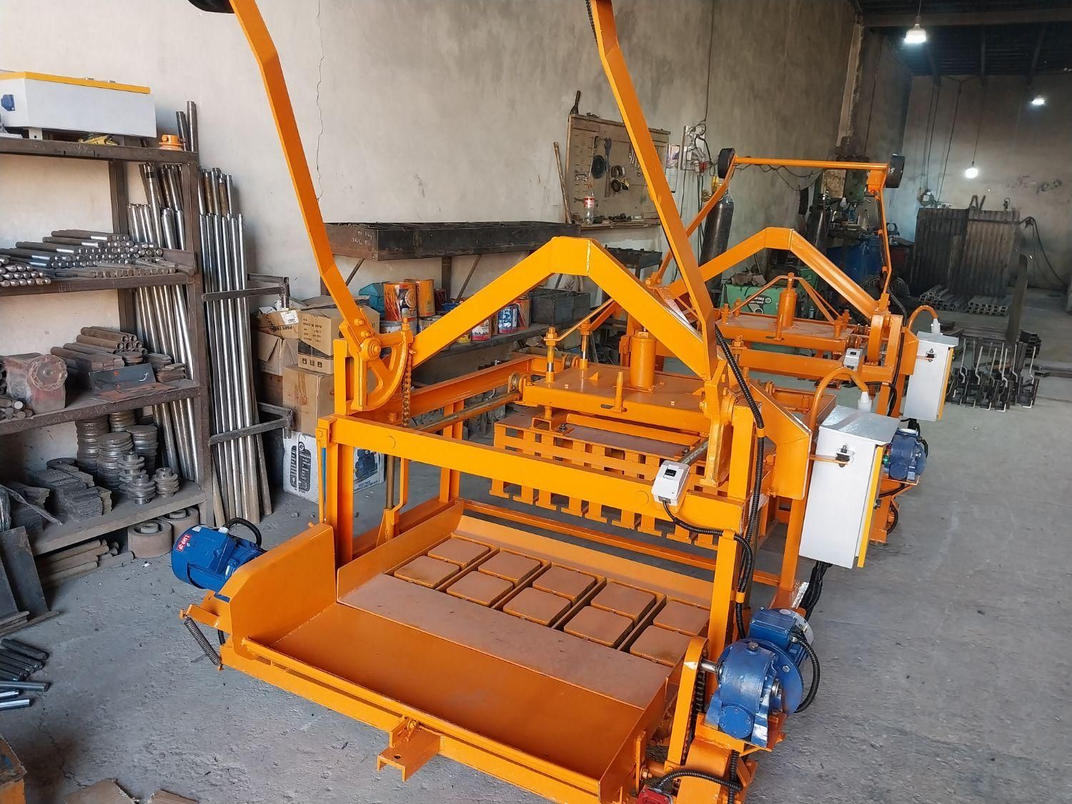 دستگاه بلوک زن ۵قالبه دوموتوره|ماشینآلات صنعتی|ایرانشهر, |دیوار