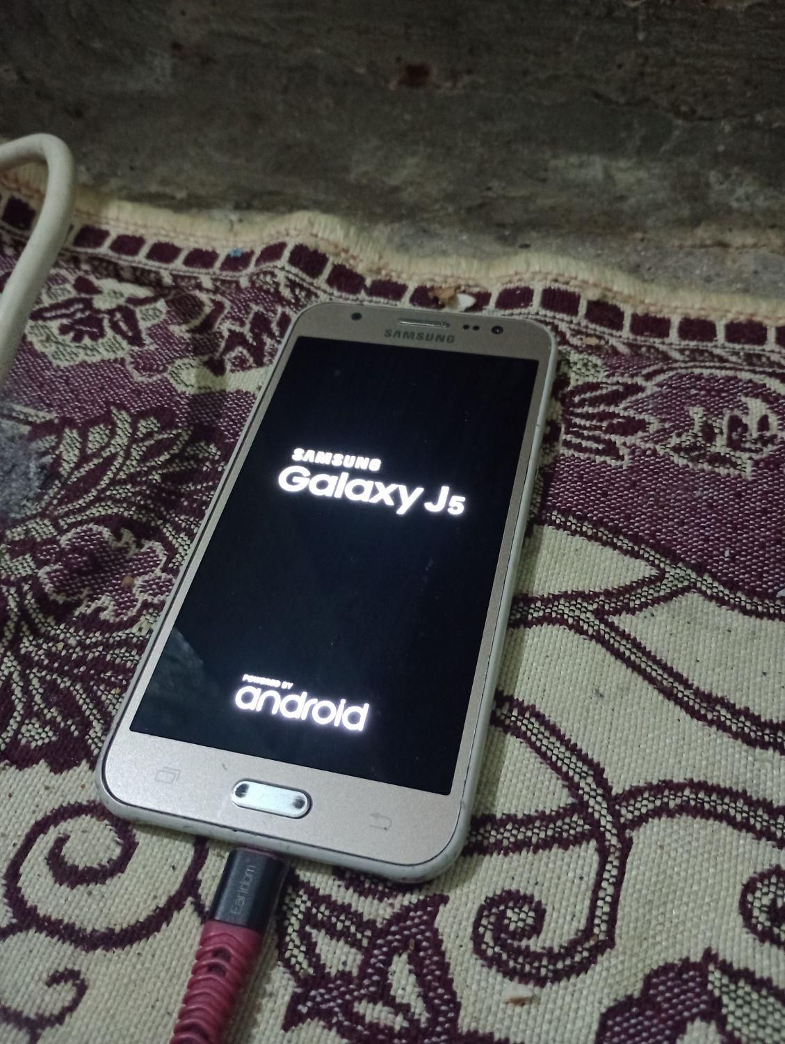 سامسونگ Galaxy J5 با حافظهٔ ۱۶ گیگابایت|موبایل|محمدیه-قزوین, |دیوار