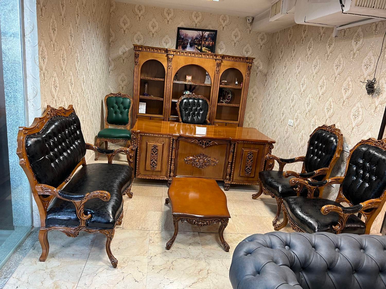 مبلمان کلاسیک اداری/مبل پوستماری میزچوبی اداری|دفتر کار|تهران, شهرک ولیعصر جنوبی|دیوار