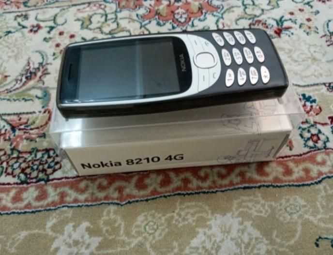 گوشی موبایل نوکیا مدل 8210 4G اصل|موبایل|تهران, شهر‌زیبا|دیوار