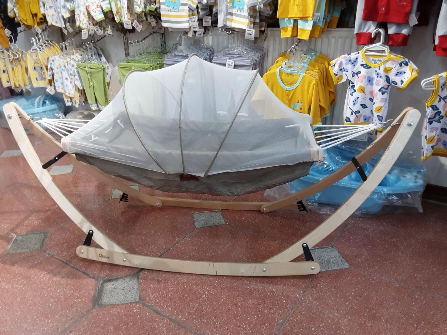 گهواره ننو یامی|تخت و صندلی بچه|شهرکرد, |دیوار